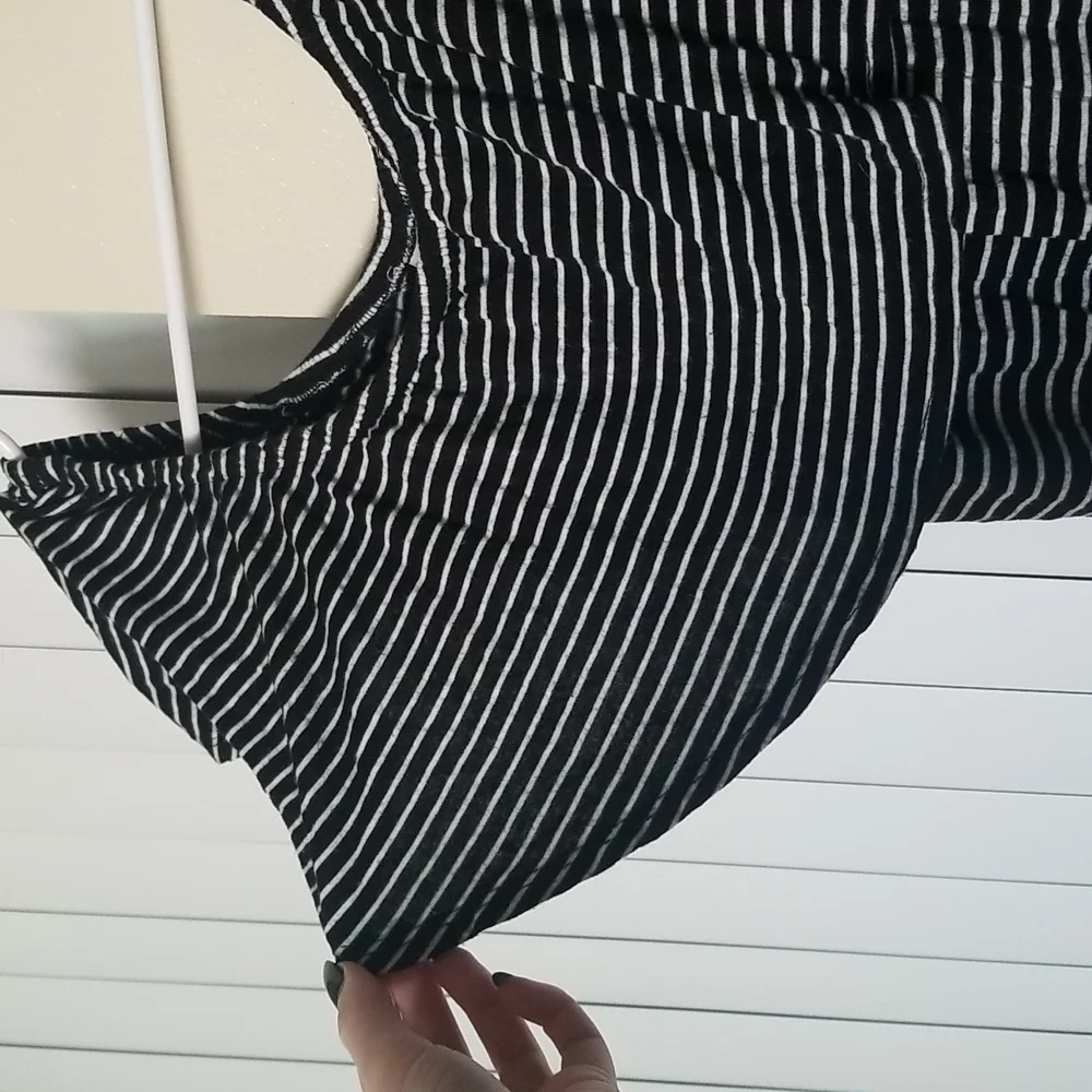 Striped Ruffle Edge Top - Picture 2 of 3